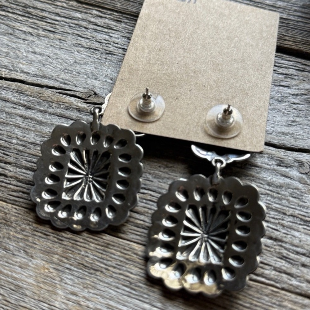 Navajo Native American Sterling Silver Stamped Handmade Earrings T O White - Picture 11 of 12